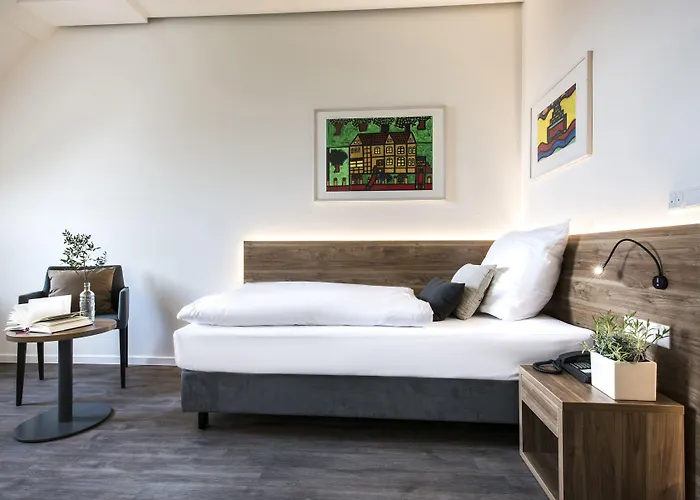 Alexianer Am Wasserturm 3*